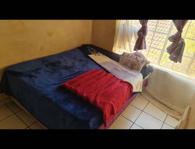 2 BEDROOM APARTMENT FOR SALE IN RUSTENBURG CENTRAL